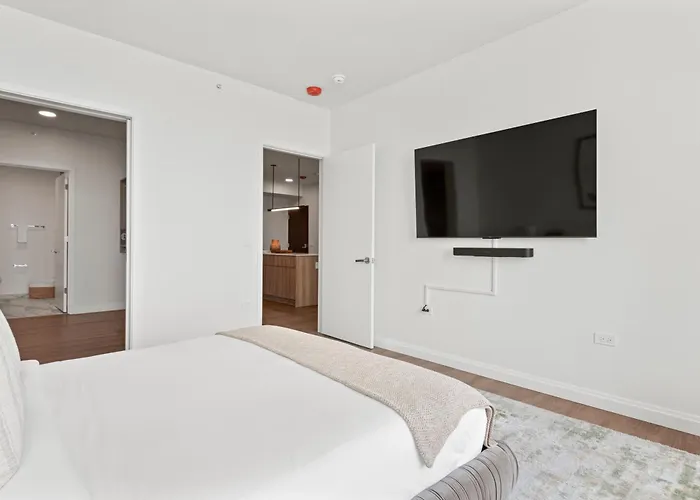 Apartment Lux Apts With Views And Amenities *