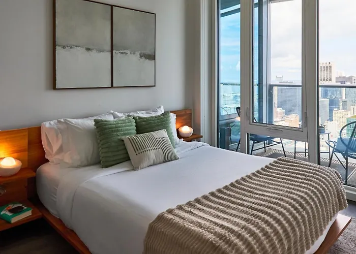 Lux Apts With Views And Amenities *