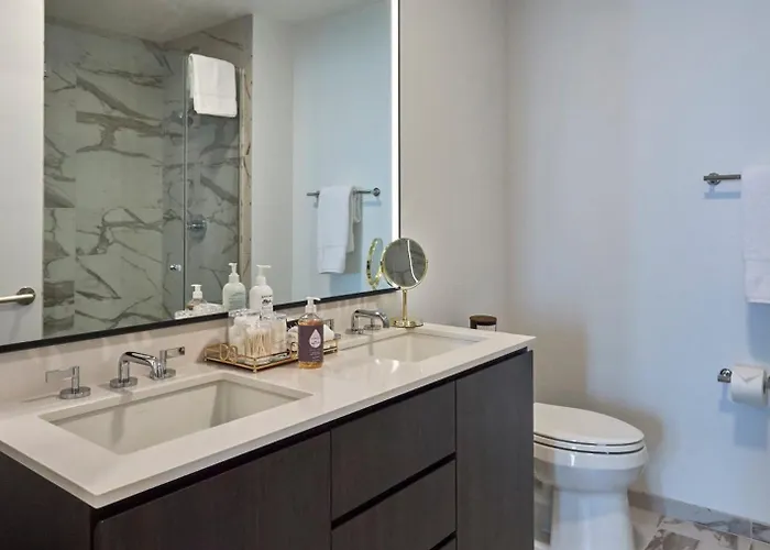 Apartment Lux Apts With Views And Amenities *