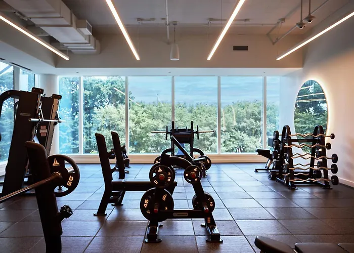 Lux Apts With Views And Amenities *